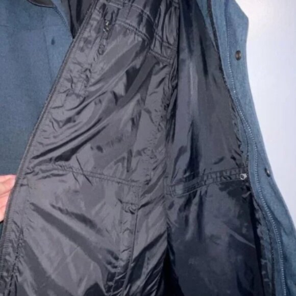 L.L. Bean Men's Waterproof Jacket Size L-Reg - Picture 5 of 6